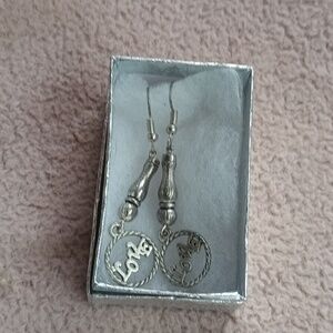 925 Silver love earrings